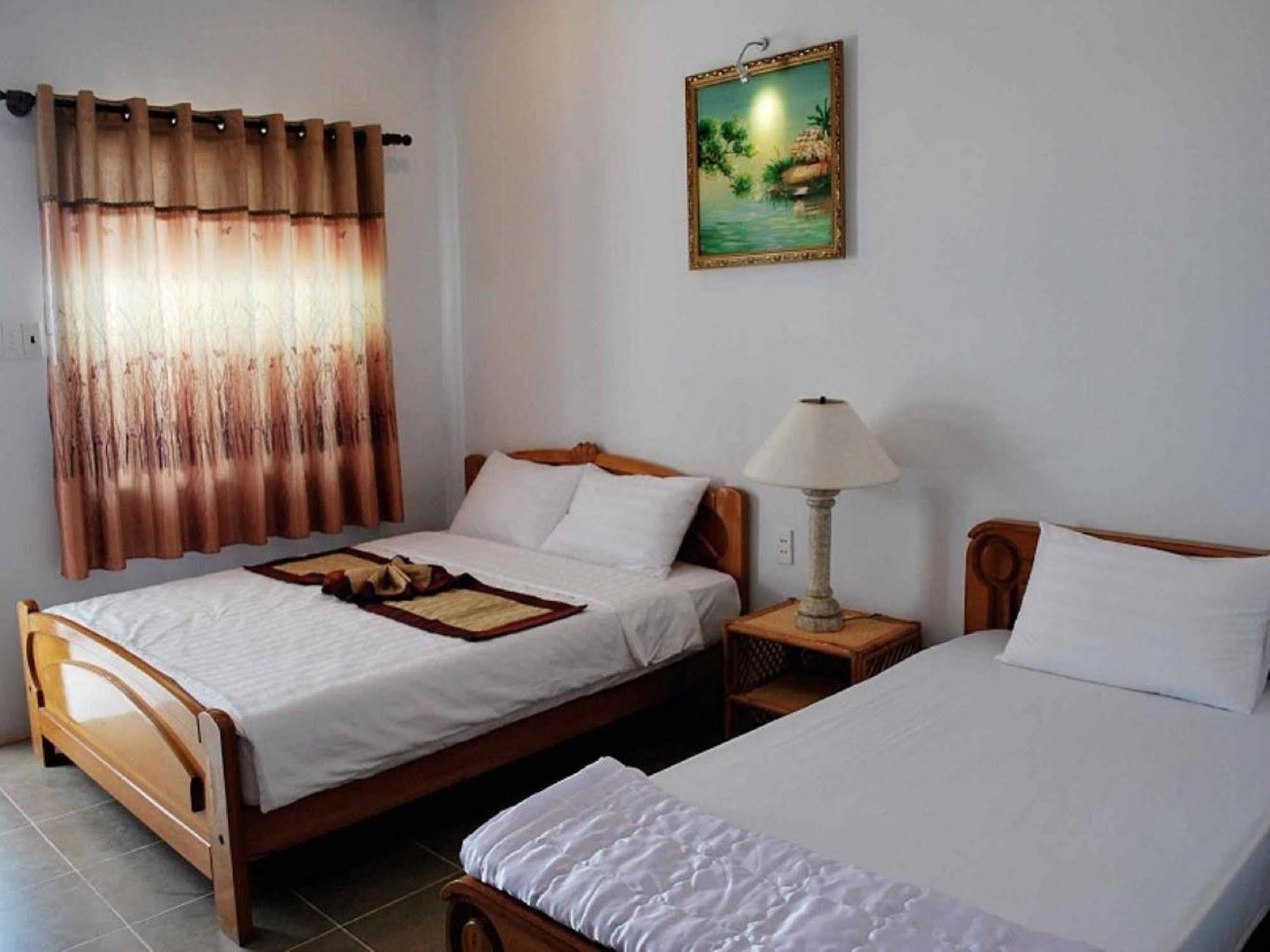 Phi Yen Hotel Chi Khu Co Ong Exteriér fotografie