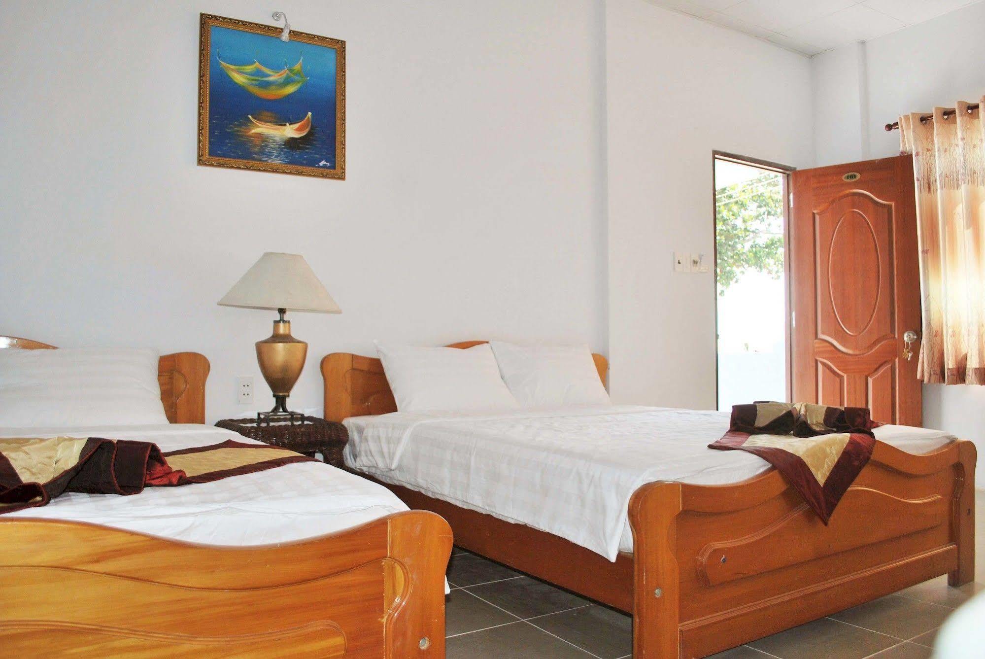 Phi Yen Hotel Chi Khu Co Ong Exteriér fotografie