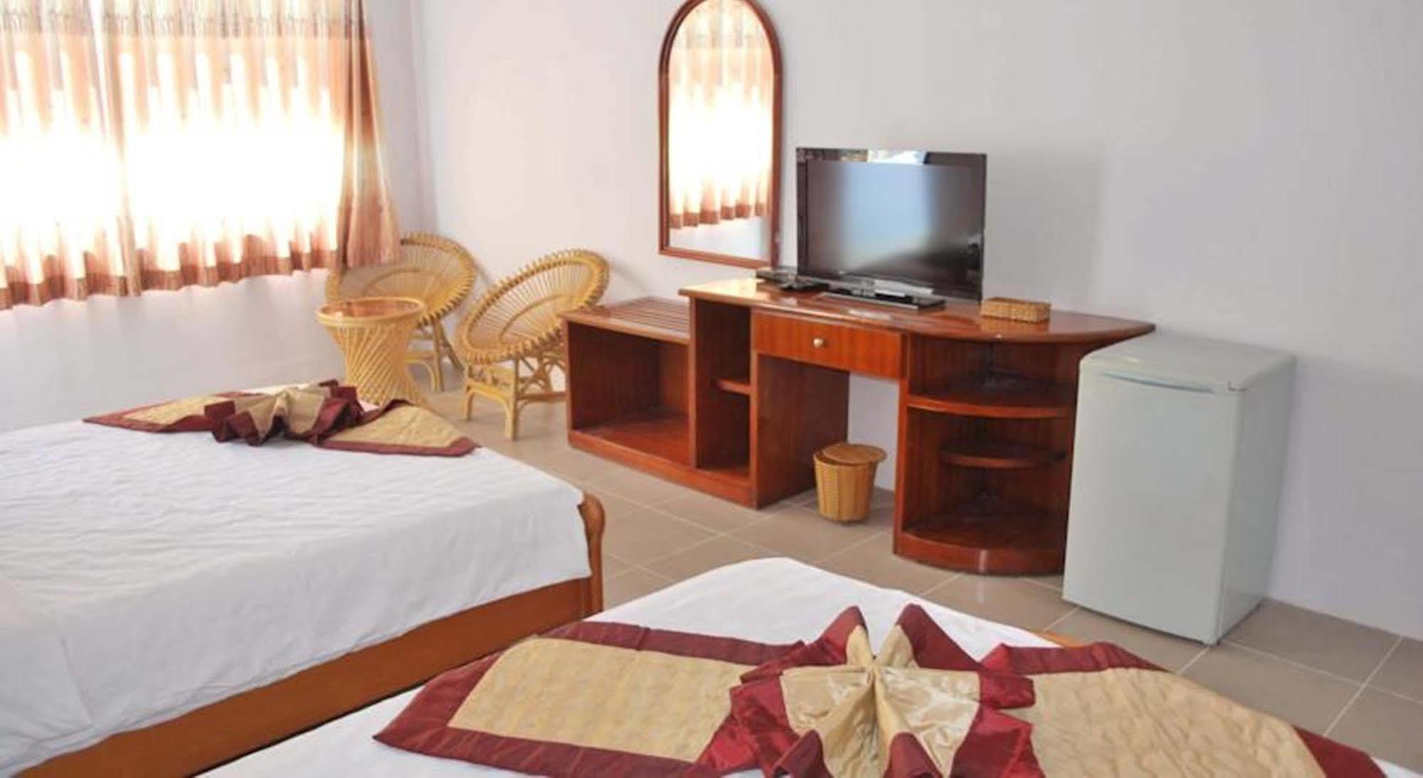 Phi Yen Hotel Chi Khu Co Ong Exteriér fotografie